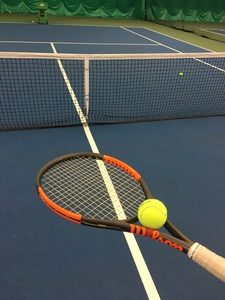 Wilson Burn tennis racquet review