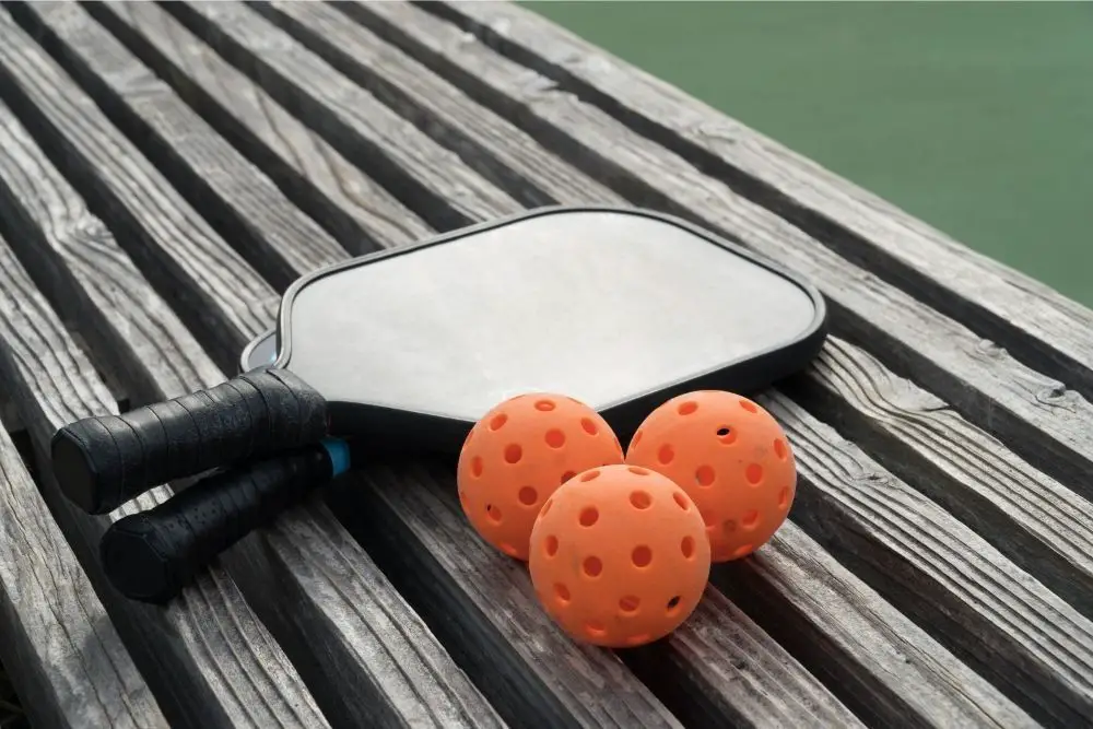 10 Best Lightweight Pickleball Paddles