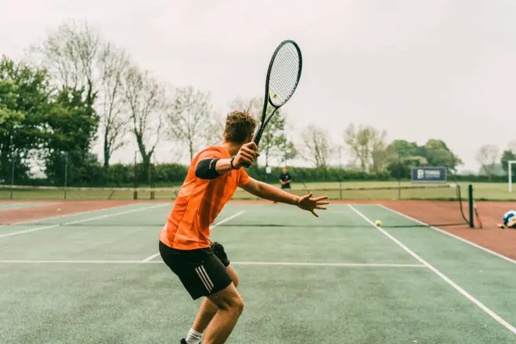 Apa Artinya Menjadi Pendorong dalam Tenis?  Bagaimana Anda Mengalahkan Pendorong?